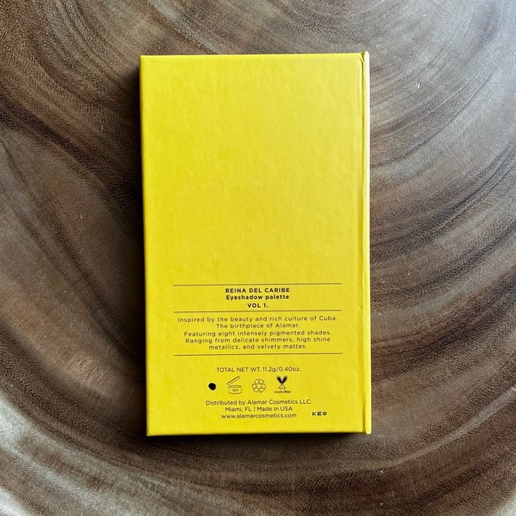 Alamar Reina Del Caribe Eyeshadow Palette Vol 1 - Picture 4 of 7